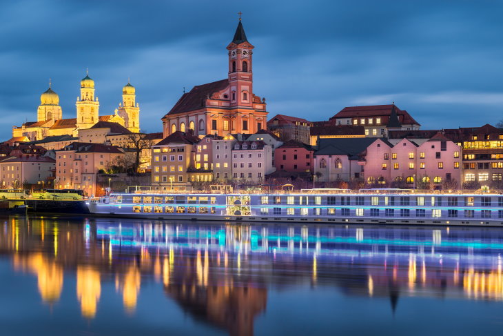 Stadt An Der Donau Bayern Erste Station Ist Die Stadt Passau In 