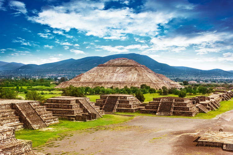 Teotihuacan Pyramids Mexko