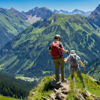 Wandern, Tauchen und Skispringen in Tirol
